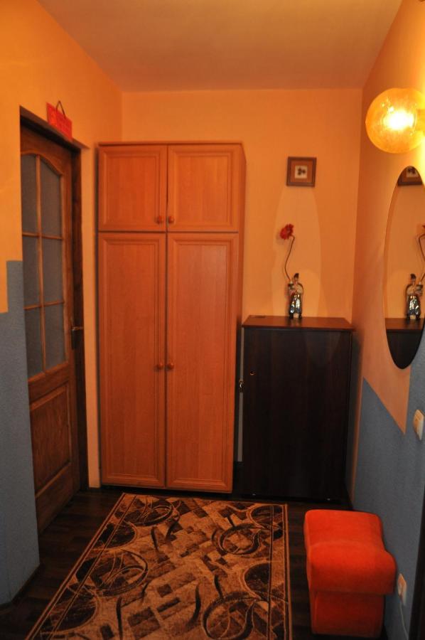 Spacious Apartment With Balcony Krzemieńczuk Zewnętrze zdjęcie