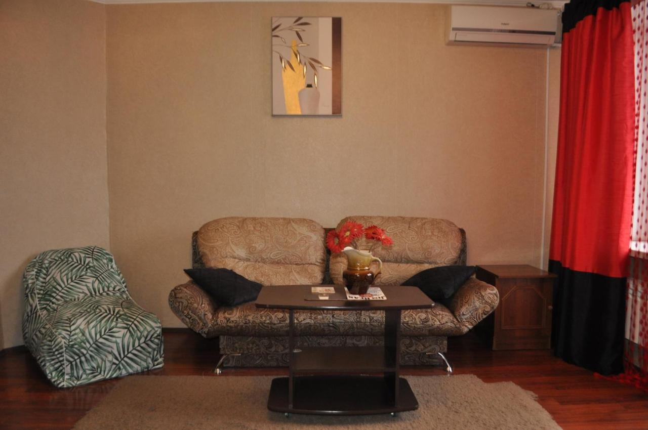 Spacious Apartment With Balcony Krzemieńczuk Zewnętrze zdjęcie