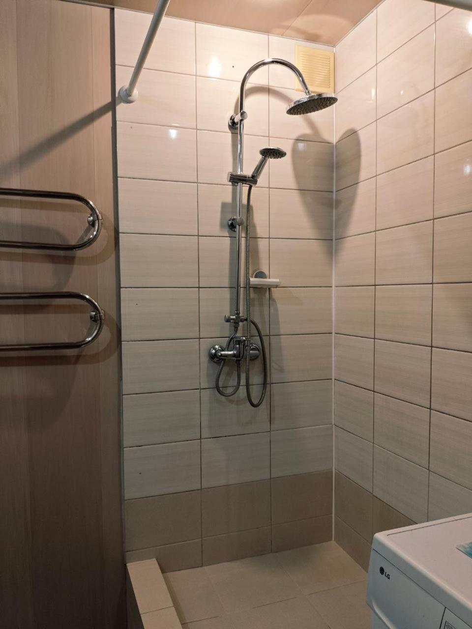 Spacious Apartment With Balcony Krzemieńczuk Zewnętrze zdjęcie