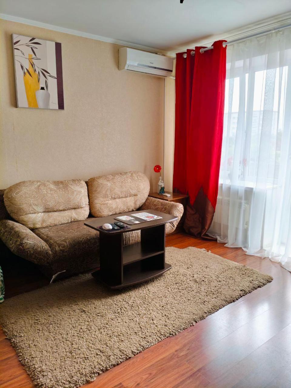 Spacious Apartment With Balcony Krzemieńczuk Zewnętrze zdjęcie